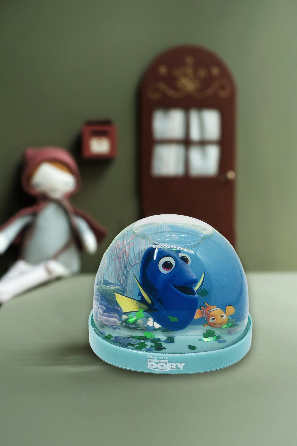 Disney Dory Snow Globe and Keyring Gift Set