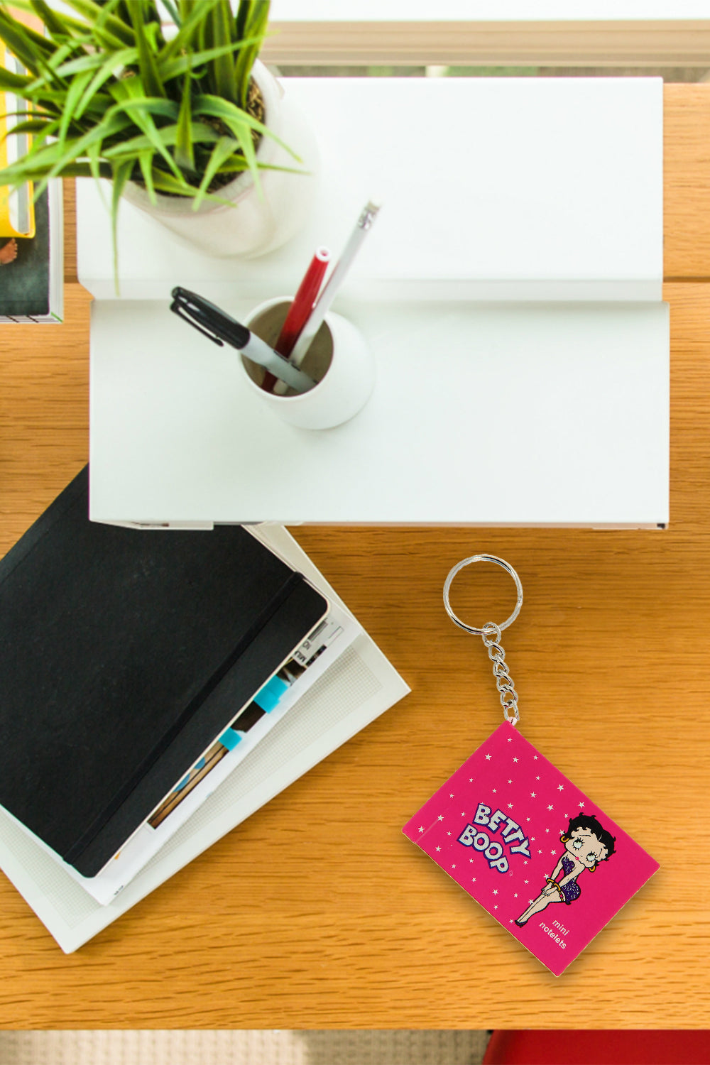 Betty Boop Star Struck Small Address Book With Key Ring