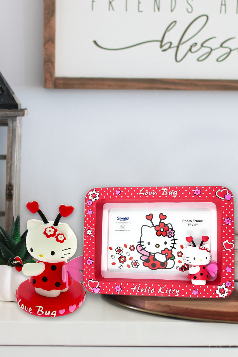 Hello Kitty “LOVEBUG “Ceramic Gift Set