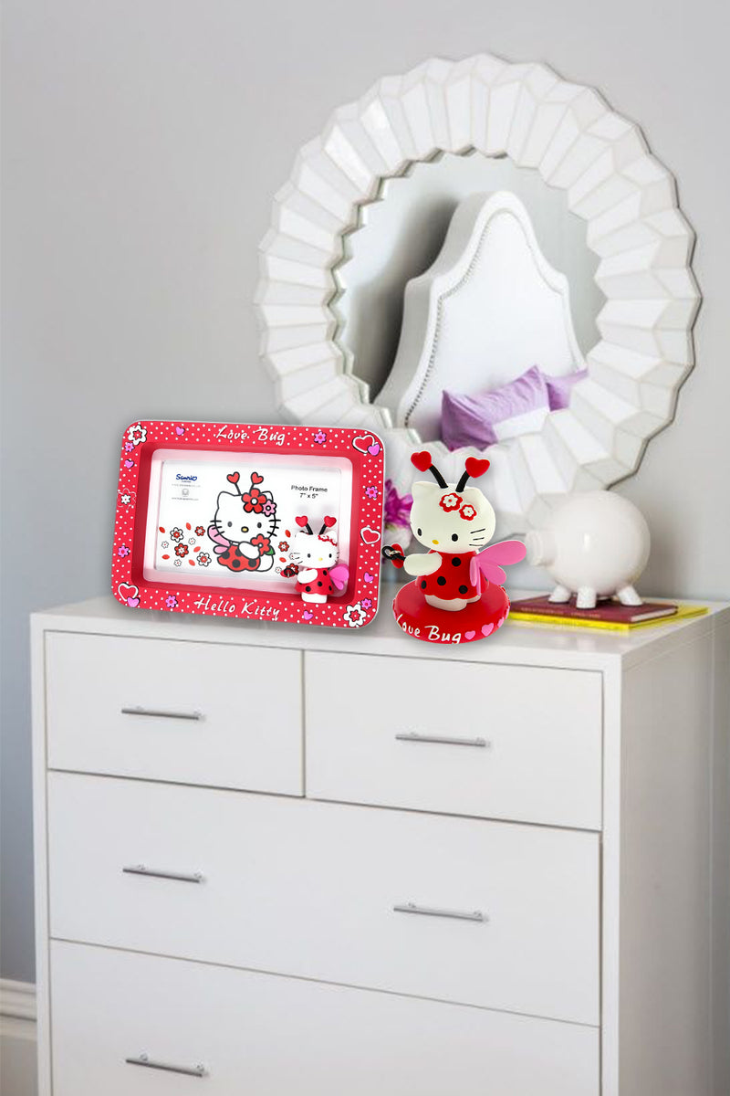 Hello Kitty “LOVEBUG “Ceramic Gift Set