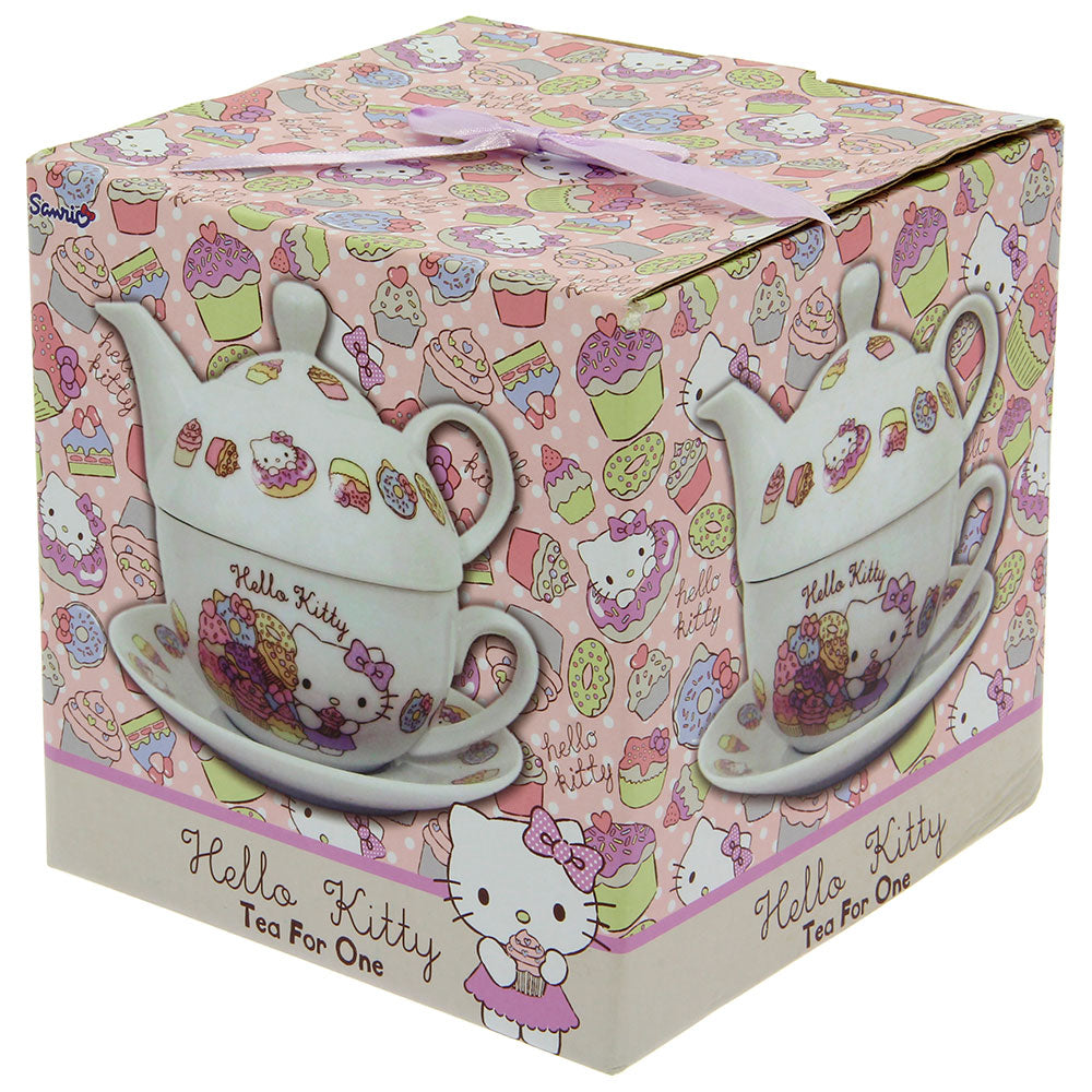 An amazing white tea set combo of tea pot, cup and saucer set with the pot fitting just fine on top of the cup and saucer. This easy to carry tea set is unique which fits into a small tea table.Exclusively Available at Reliance Gifts www.reliancegifts.co.uk