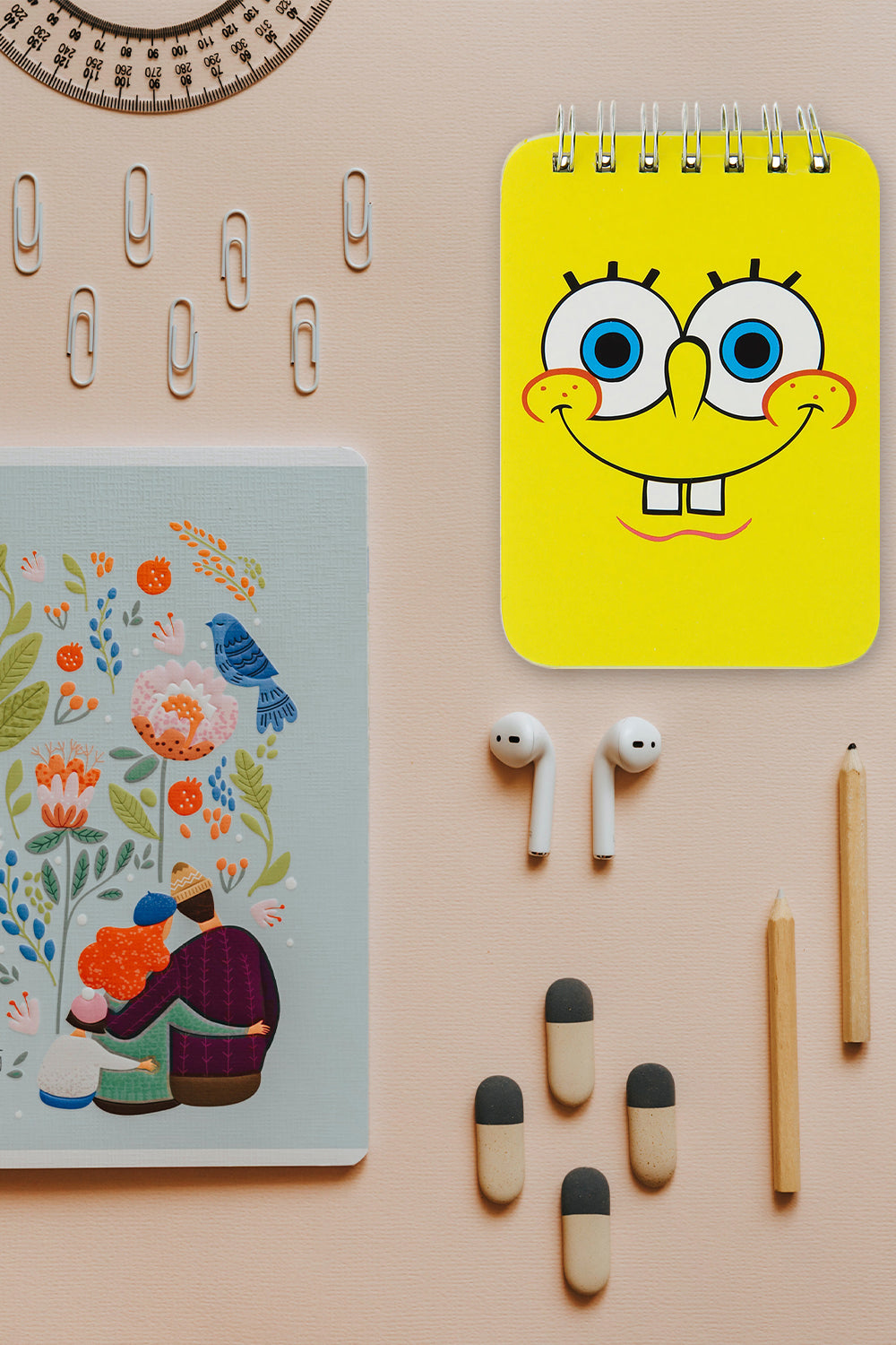 SpongeBob square pants writing pad (Blushing)