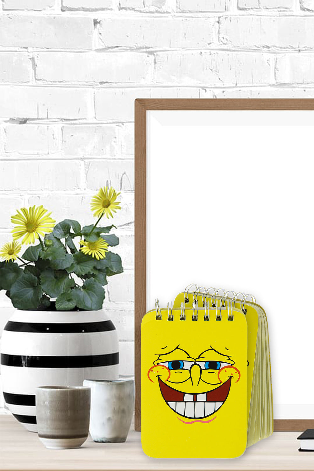 SpongeBob Square Pants Writing Pad (Happy face)