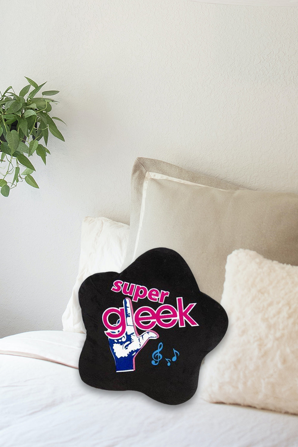 Glee - I'm a Gleek Star Cushion